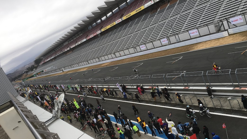 fuji-speedway-photo-shooting-point-pit-building-a04.jpg